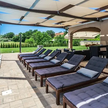 Villa With Pool Casa Ivano